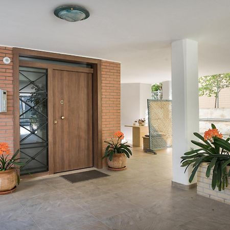 Glyfada'S Cosy Apartments Athens Exterior photo