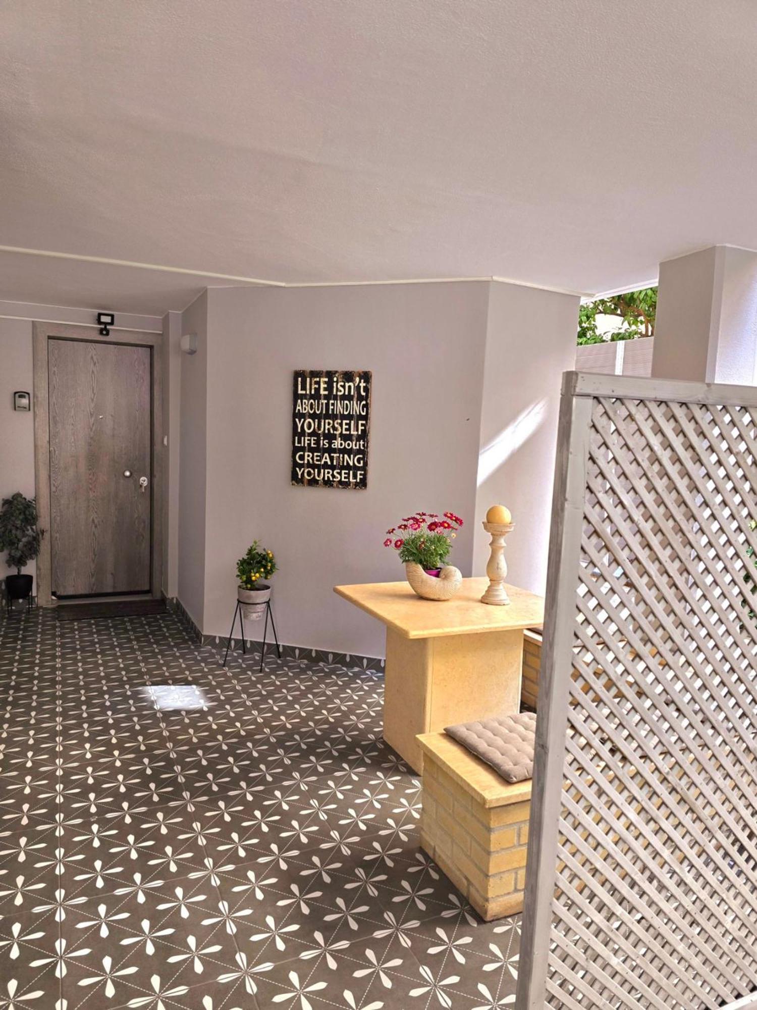 Glyfada'S Cosy Apartments Athens Exterior photo