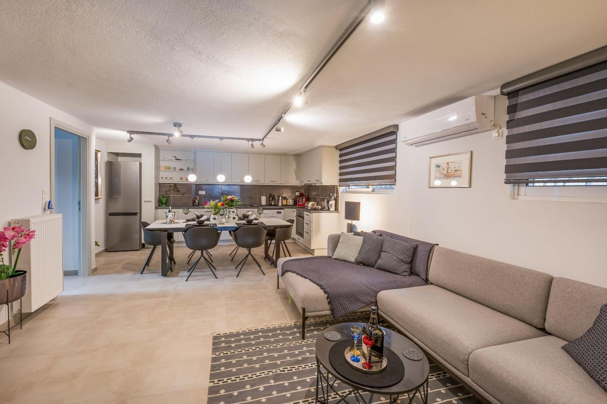 Glyfada'S Cosy Apartments Athens Exterior photo