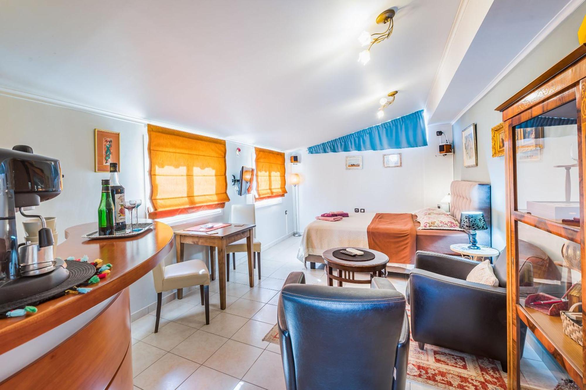Glyfada'S Cosy Apartments Athens Exterior photo